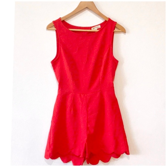 Monteau Red Scalloped Sleeveless Romper XL - Picture 2 of 6